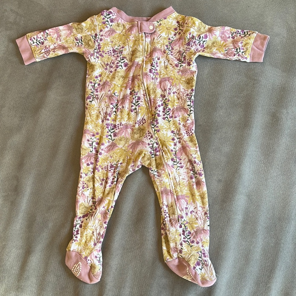Baby sleepwear, light weight, excellent condition!